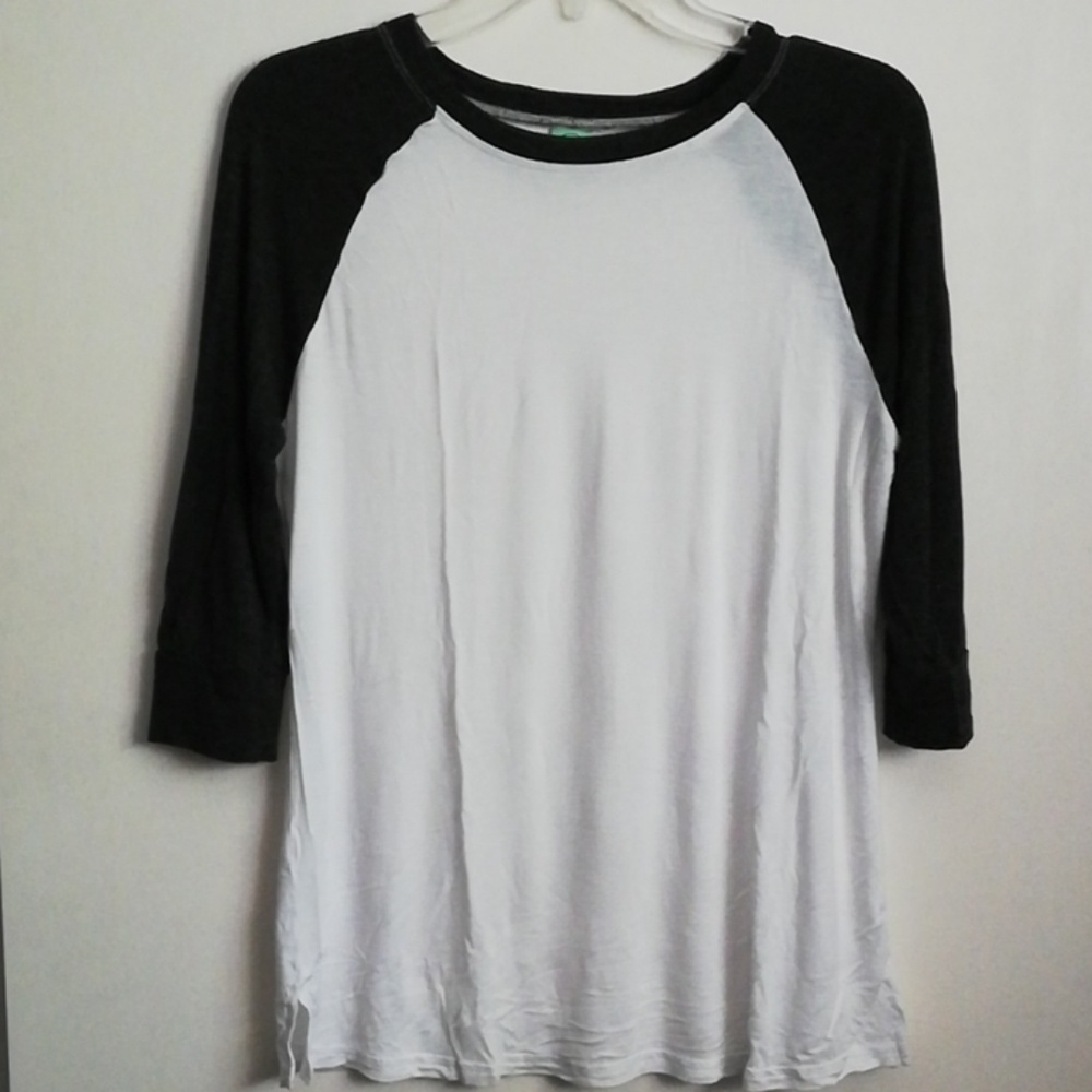 Honeydew sleep shirt